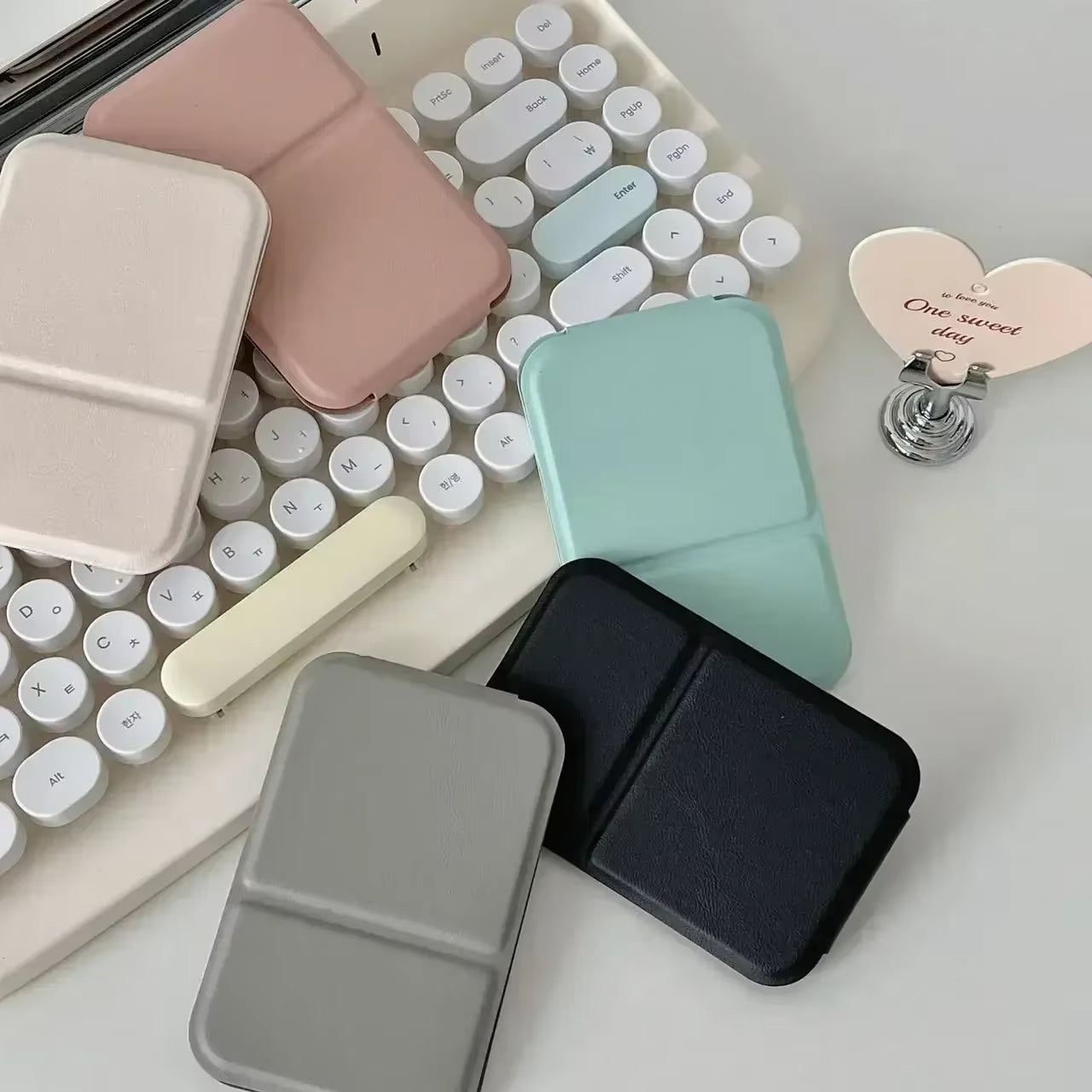 Desktop Makeup Mirror PU Leather Portable Vanity Mirror Foldable Hand Mirror Compact Mirrors Cute Pocket Mirrors for Travel Tool